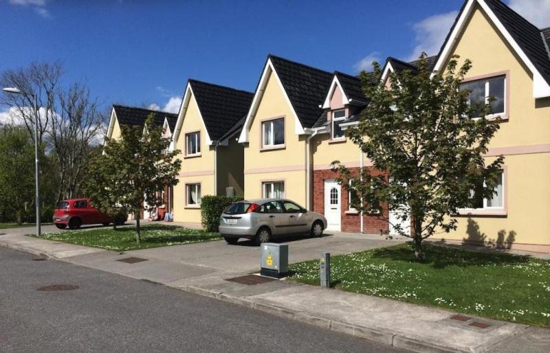 Kerry Lee Homes Tralee Exterior foto